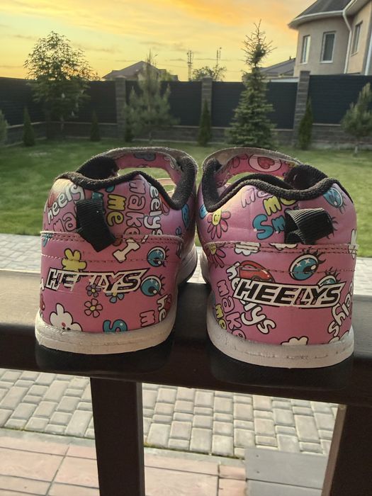 Кроссовки с колесиками Heelys (оригинал)