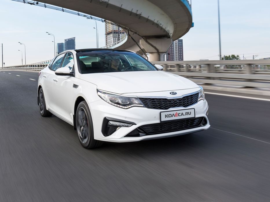 Бампер передний kia optima 2016/2018 год