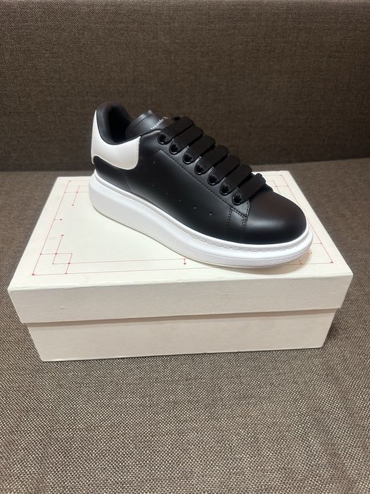 Alexander McQueen 40,41,42,43