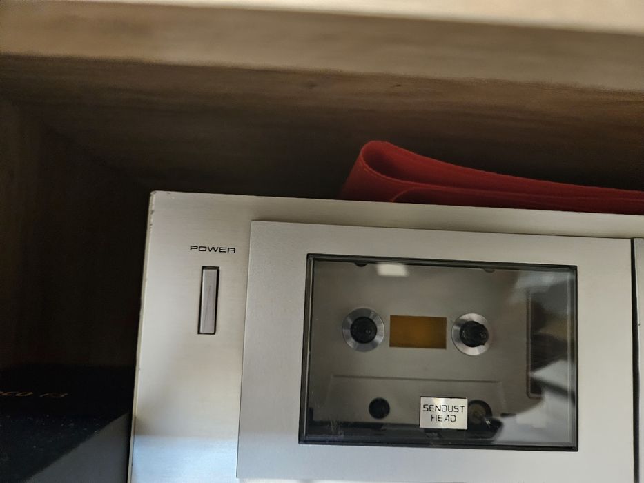 Hifi бутикова комбинация дек и рисивър домашна употреба