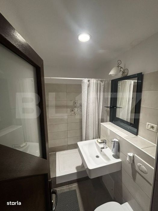 Apartament 3 camere, 50 mp, zona Alexandru cel Bun