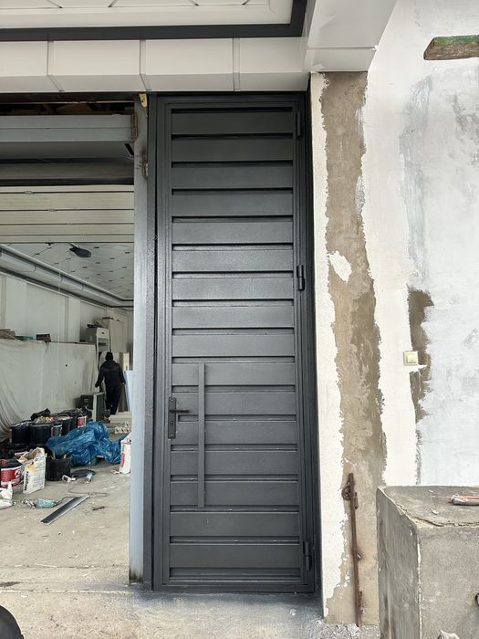 Reshotka naves darvaza perela kazerok kaletka