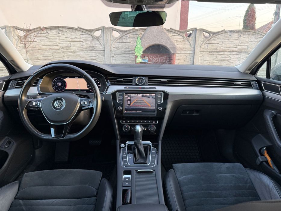 Vând Volkswagen Passat B8, R-line, 2017, 1.6 TDI, DSG, COCKPIT, TRAPĂ