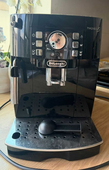 Espressor Delonghi Magnifica S