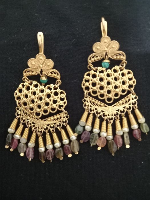 Висюлька сирга сотилади. 14 грамм