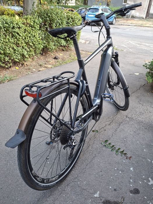 Vând bicicletă electrică ,,GIANT"