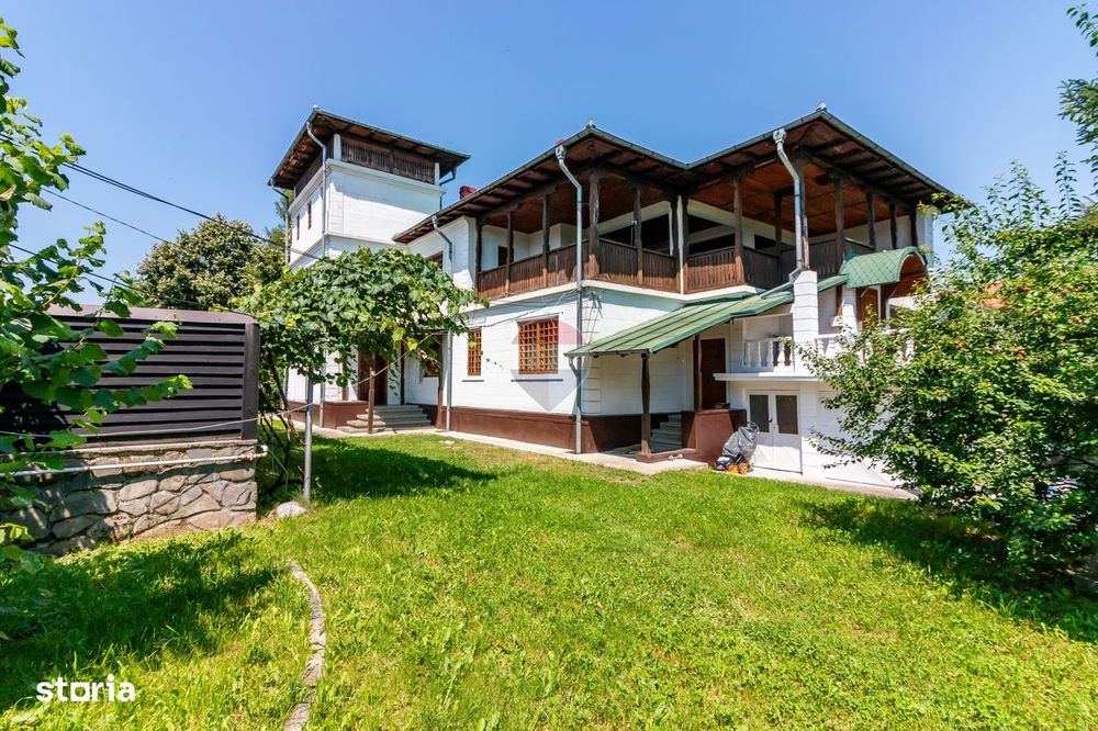 Casa de vacanta tip conac de vânzare Valenii de Munte