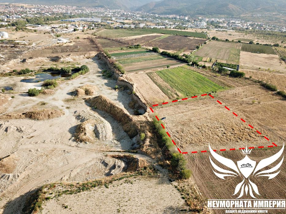 Продавам парцел 7000кв.м. в гр.Асеновград местност Капсида