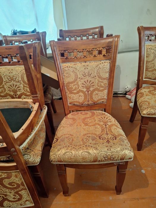 Продается стулья