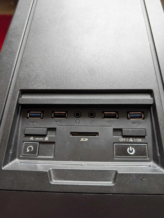 Кутия Coolermaster Silencio 650 Pure // Като нова