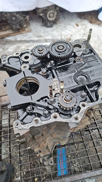 Блок цилиндров 2TR-FE TOYOTA