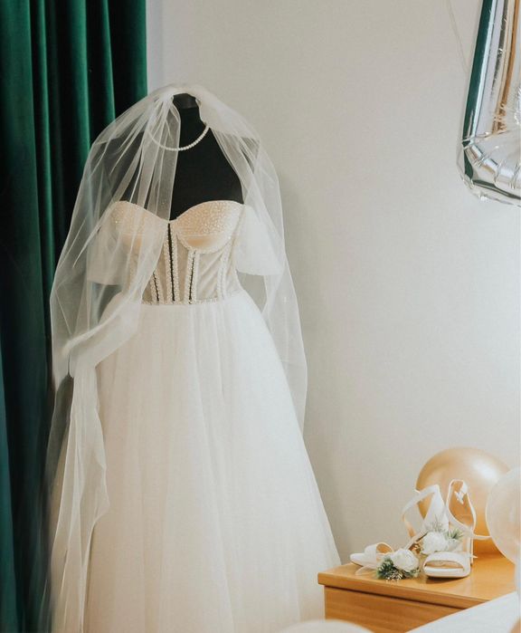 Vand Rochie de Mireasa