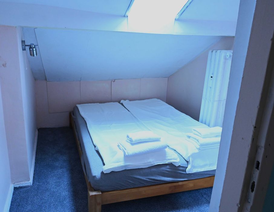 Апартамент под наем - Нощувки National Theatre Loft