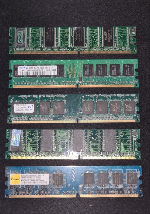 Memorii DDR diverse modele, citiți va rog descrierea