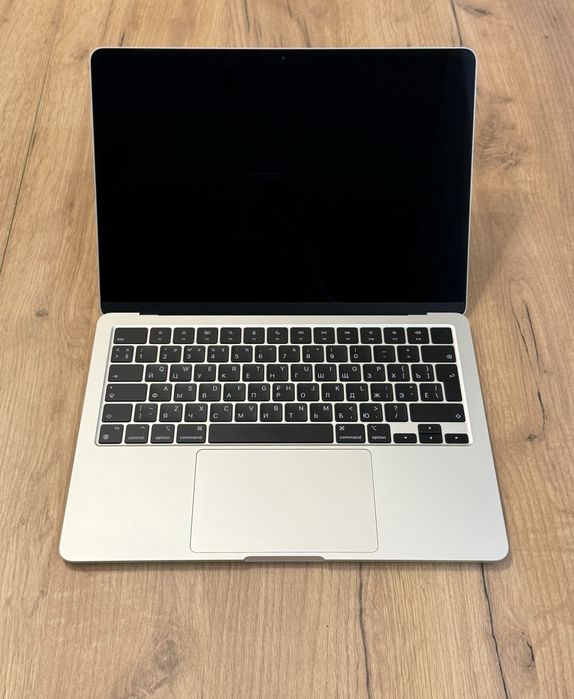 MacBook Air 13 M2, 256GB, Gold