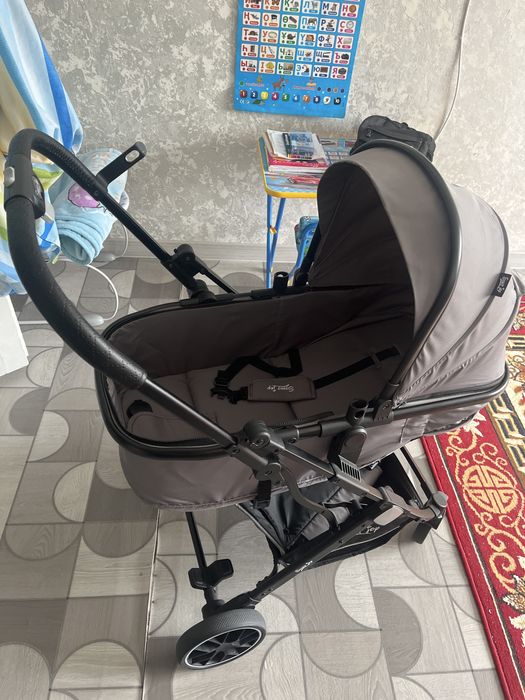 Продам коляску трансформер