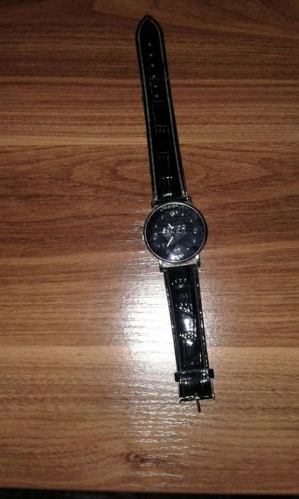 Наручные часы мужские.