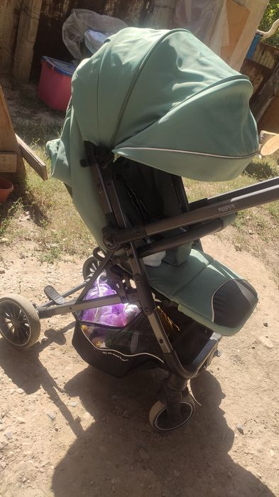Продам коляску Kidilo зелёный(хаки)