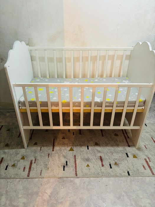 Продам манеж в идеальном состояний