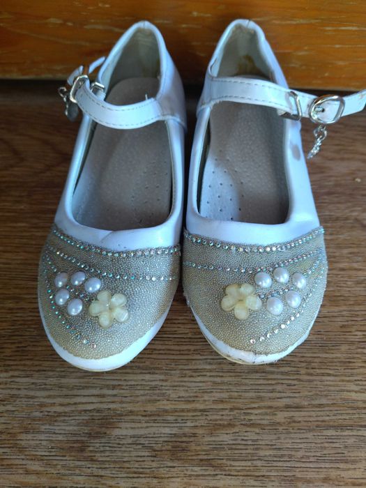 Туфли белые 17,5-18 см