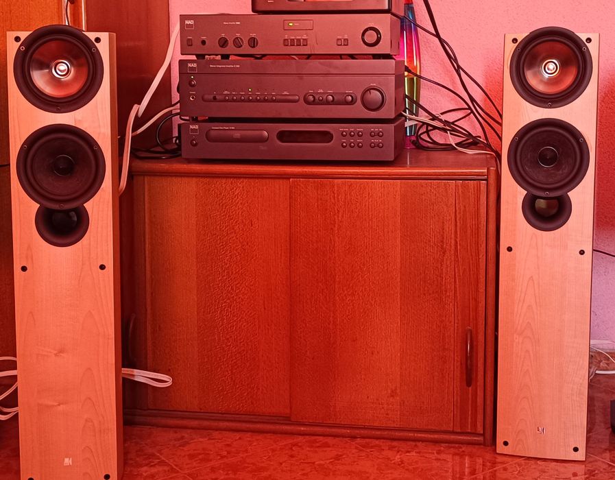 Продавам тонколони KEF iQ5