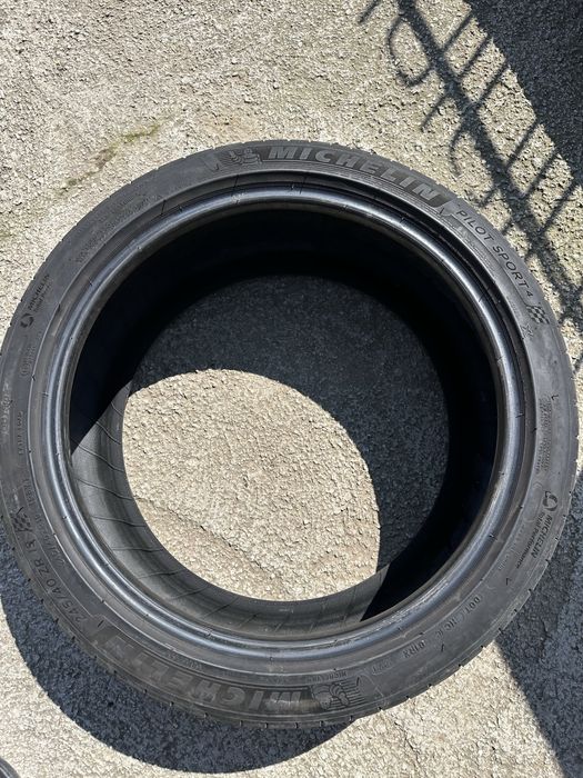 Гуми летни 245/40/19 michelin pilot sport 4 dot 23