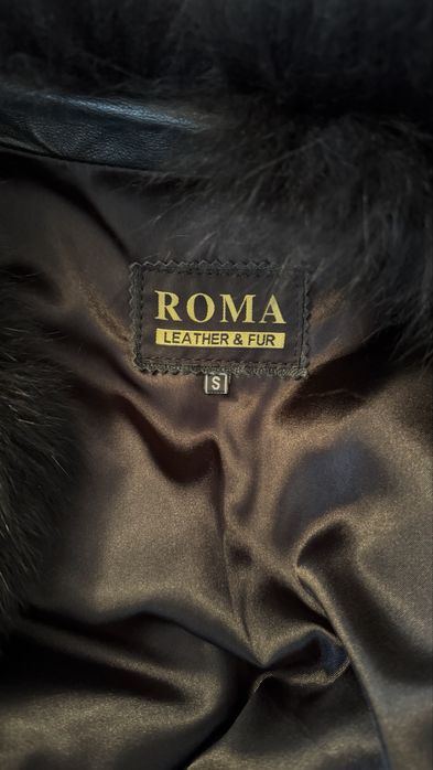 Haina de blana din vulpe