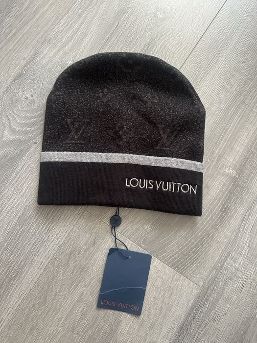 Caciula Louis Vuitton