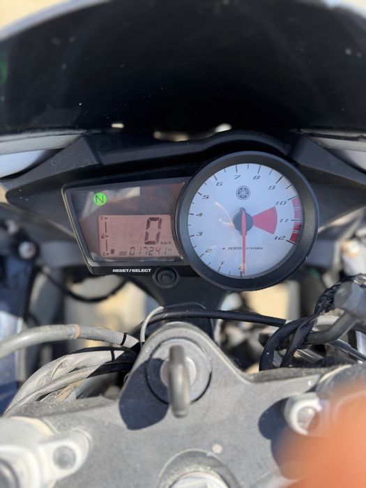 Yamaha yzf r125 2010 A1 se vinde urgent