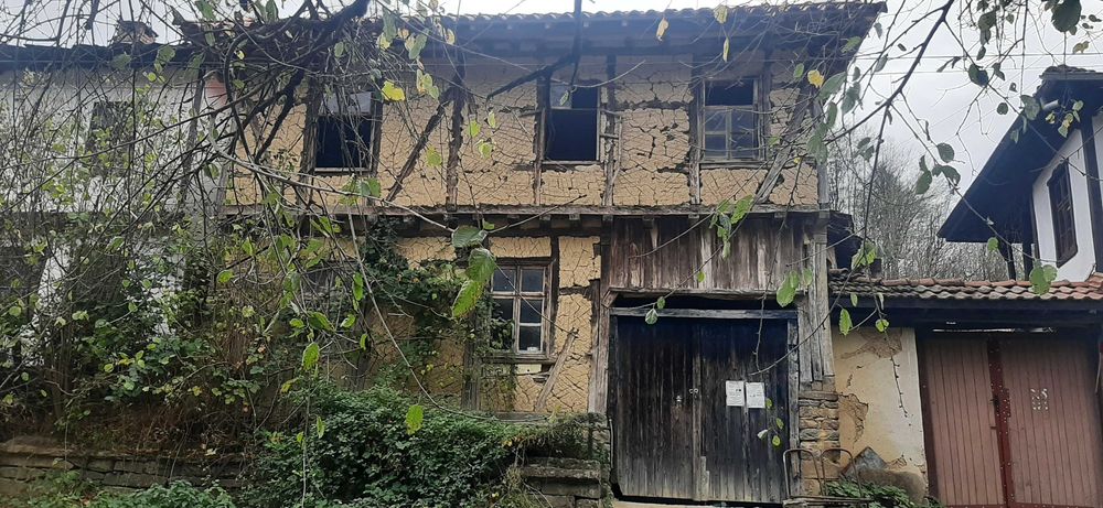 Продава се Къща в Троян - 40 кв.м за 574 €/кв.м - Снимка #11