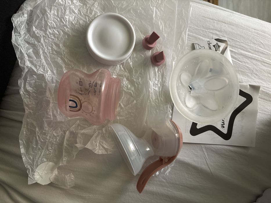 Ръчна помпа за кърма Tomee Tippee