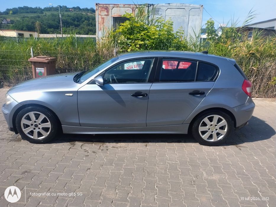 Vând Seria 1 118d 2005