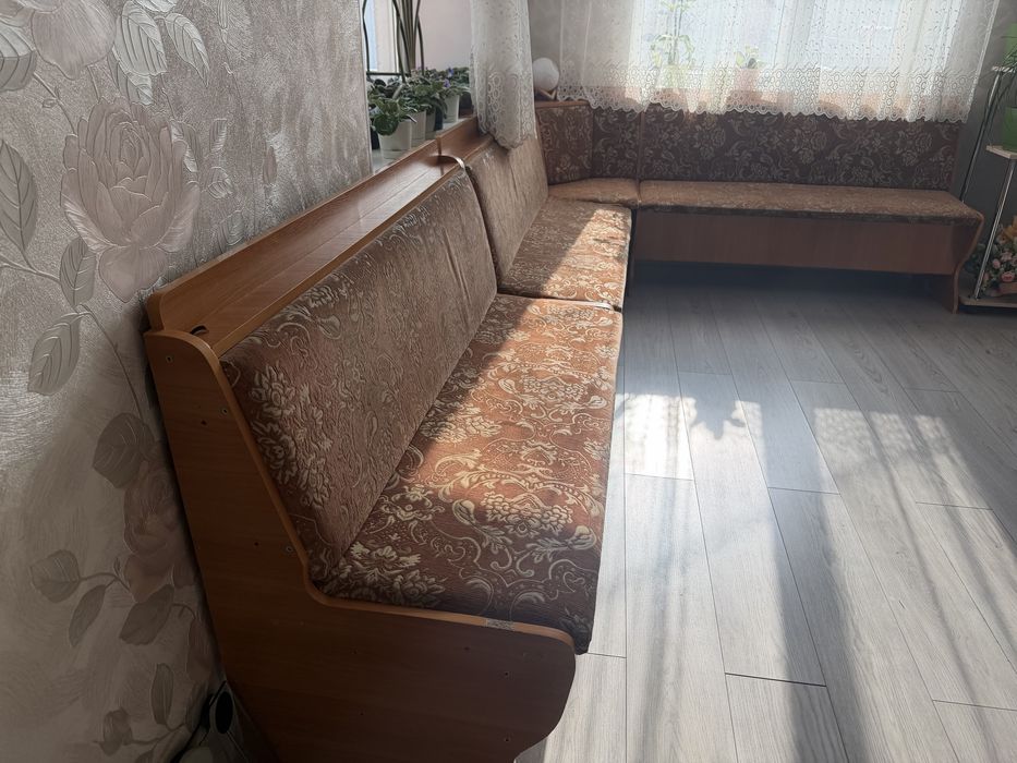 Кухонный уголок