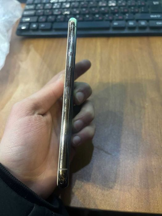 Продам Iphone Xs