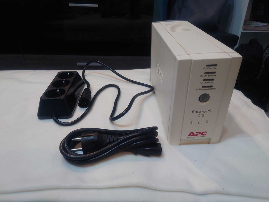 Продавам UPS APC Back-UPS CS 500 с чисто нова батерия