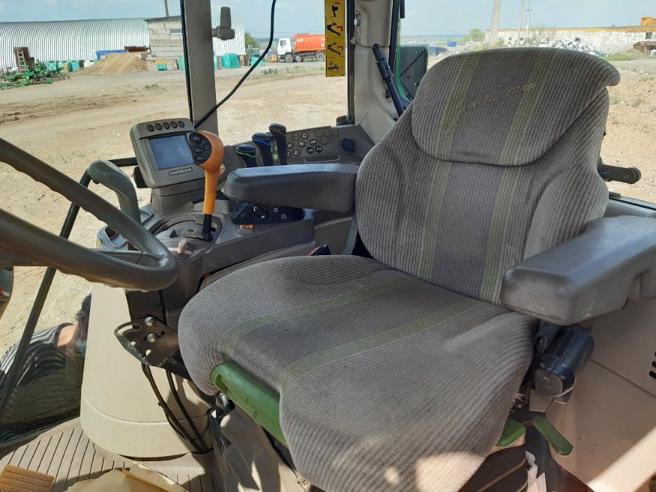 Трактор JOHN DEERE 6930