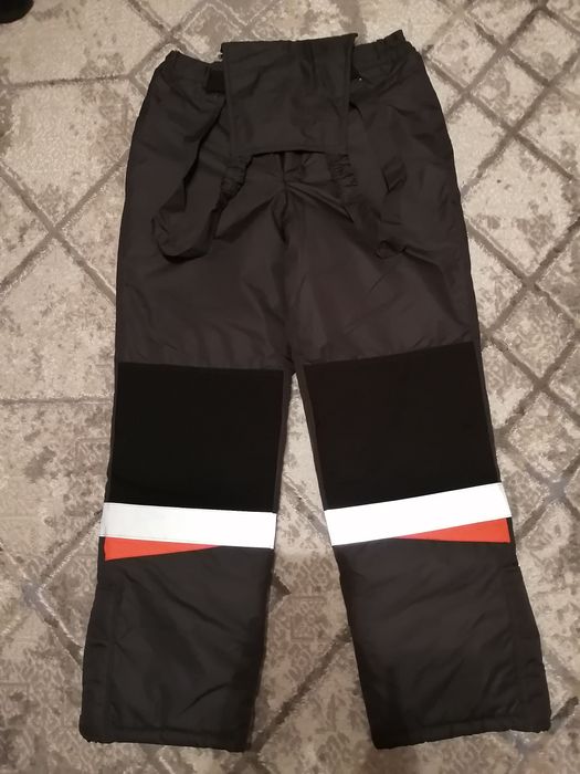 Продам  новый зимний рабочий комбинезон.ПИШИТЕ СООБЩЕНИЯ В ОЛХ.