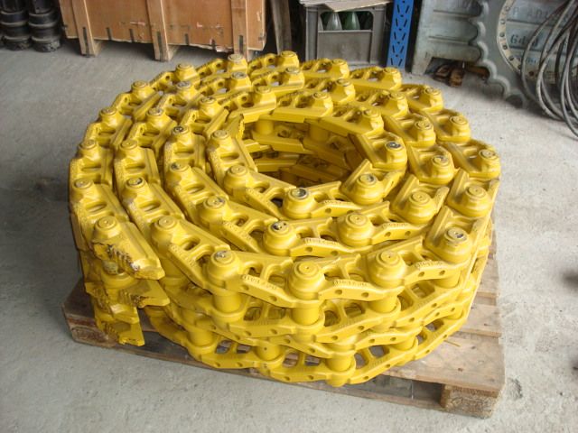Roti de ghidaj pt. Buldozere Caterpillar D4,D5,D6 pe stoc la PKD GRUP