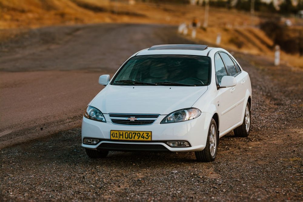 Продаю свой автомобиль Chevrolet Jentra