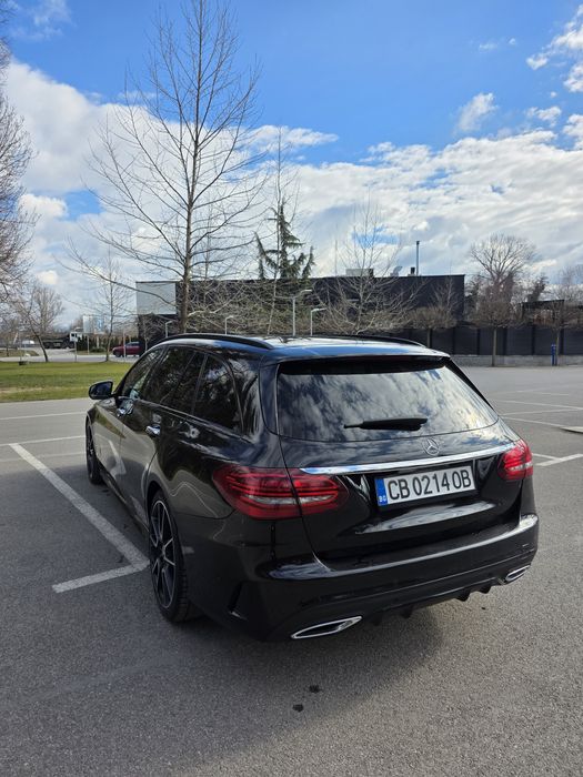 Mercedes C200 facelift AMG packet W205 комби.
Автомобилът е в добро съ