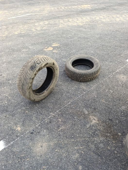 Продам зимние шины 2шт