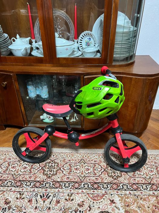 Bicicletă fără pedale SmarTrike cu cască