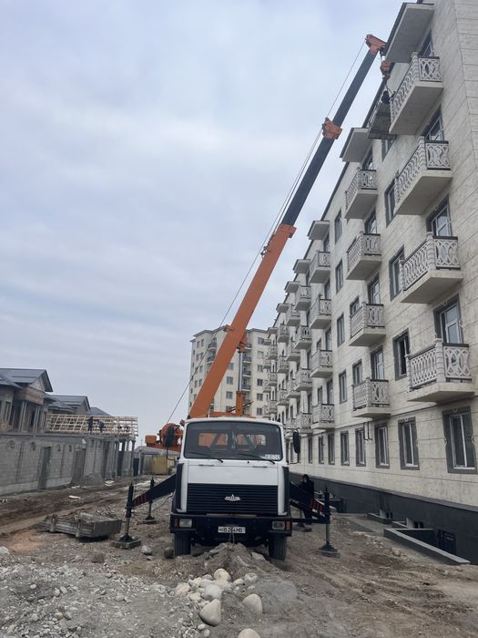 Avtokran 2006yil 15t 21mt svarka tekan joyi yoq 6ta yangi xitoy balon