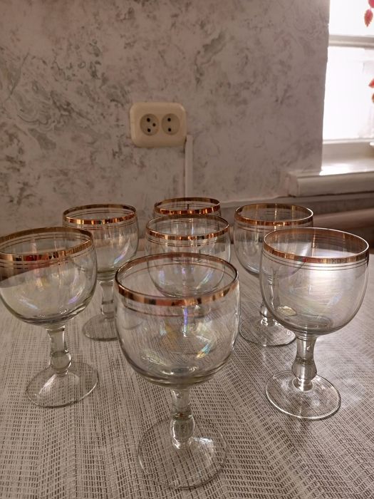 Продам фужеры  стекло