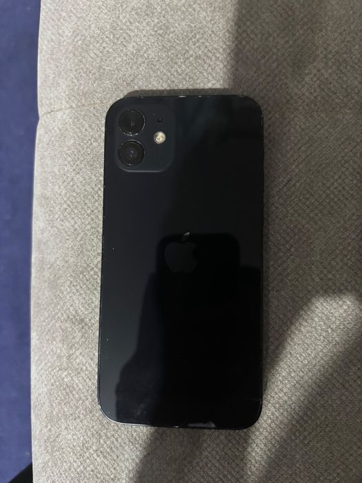 Продам IPhone 12  128 гиг память