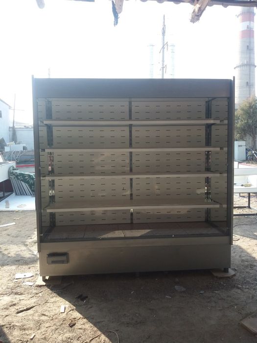 Витрина холодильник