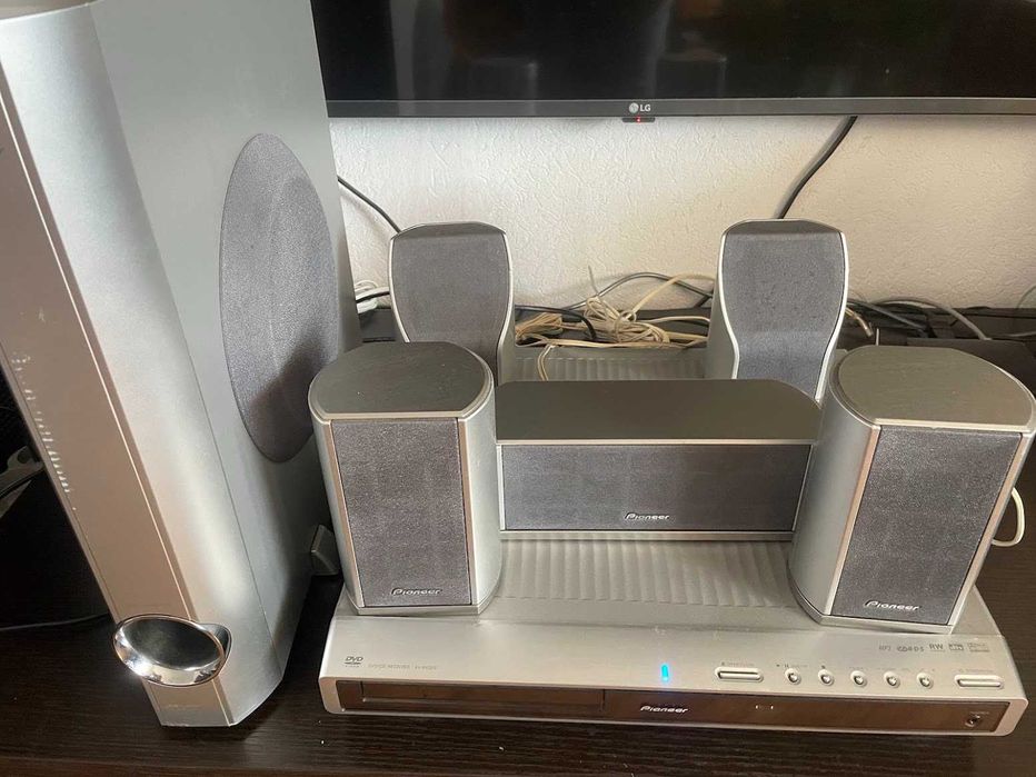 Продавам домашно кино Pioneer xv-dv323 dvd/cd AV receiver 5.1