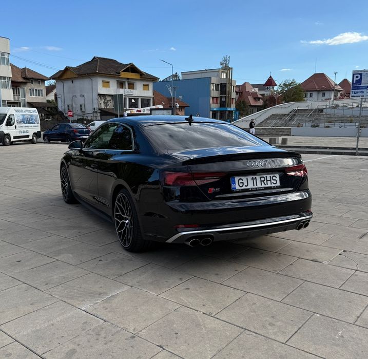 Vand Audi S5 coupe, negru
