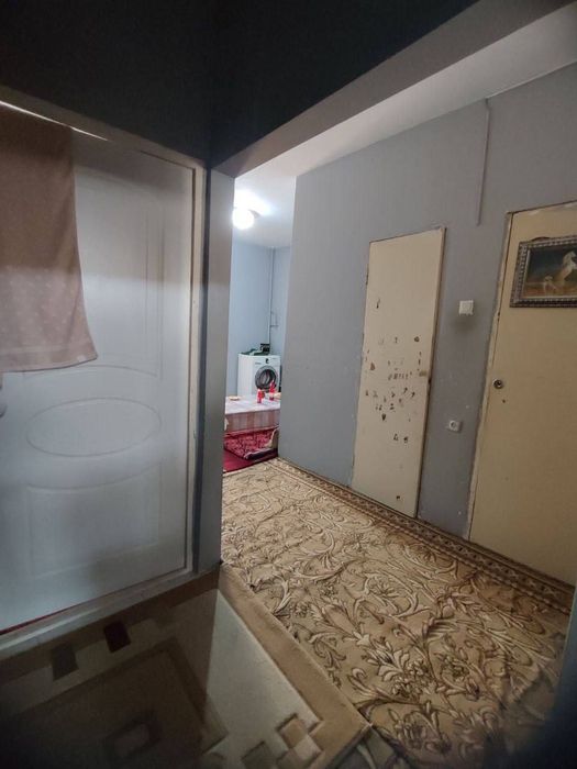 Куйлюк-5 массив. 2-комн. 3-й этаж. 2-балкона 2×3.