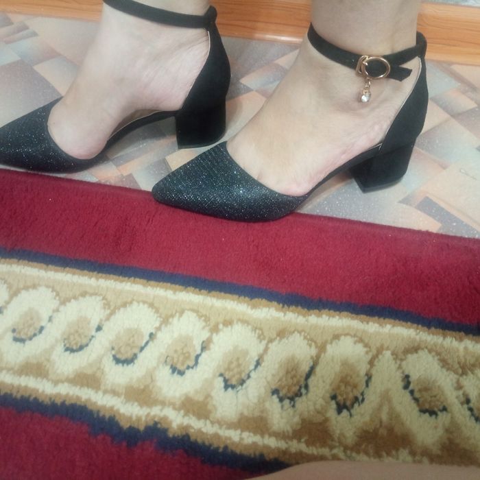 Продаётся женская обувь